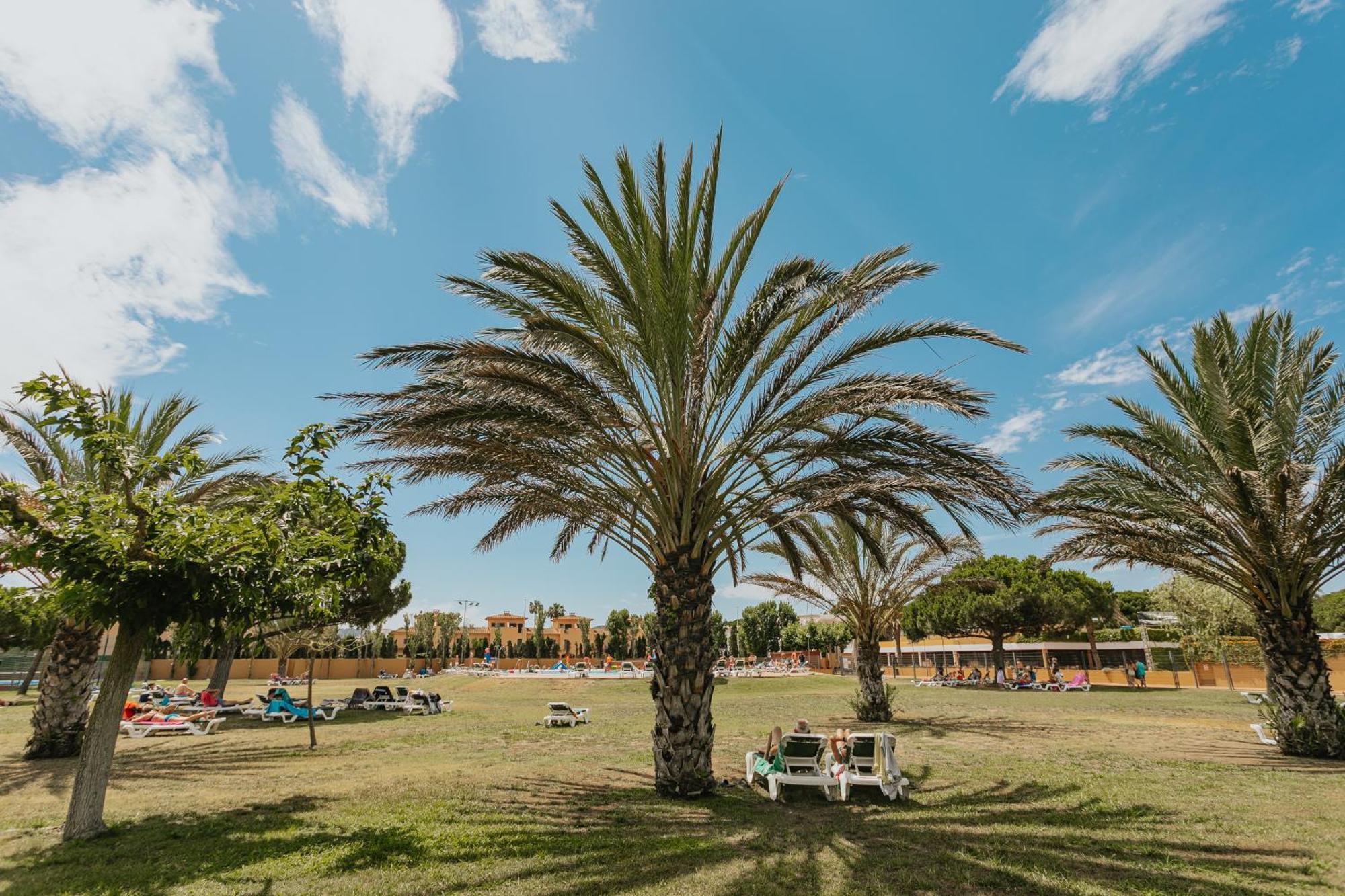 Camping & Bungalows Platja Brava Pals Luaran gambar